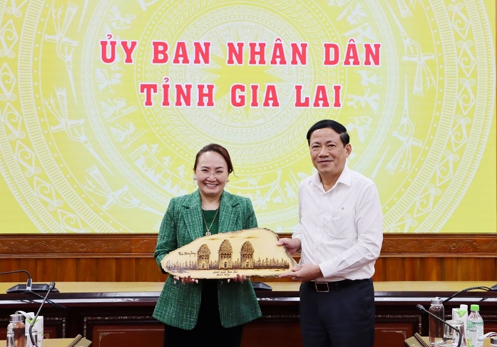 AgriS ស្នើឱ្យសាងសង់វិទ្យាស្ថានស្រាវជ្រាវ និងកសិដ្ឋានគំរូនៅ Gia Lai