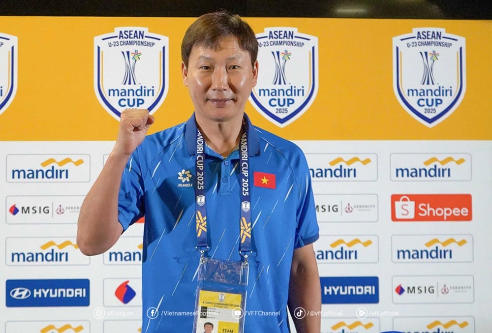 HLV Kim Sang-sik đặt mục tiêu cùng U23 Việt Nam vô địch giải Đông Nam Á - ảnh 1