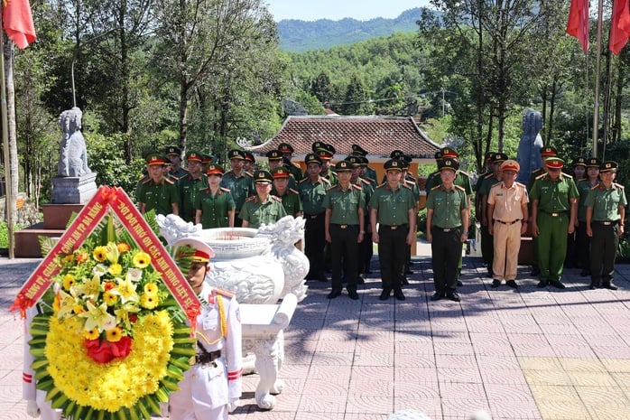 Hoạt động ý nghĩa của Công an TP Đà Nẵng- Ảnh 4.