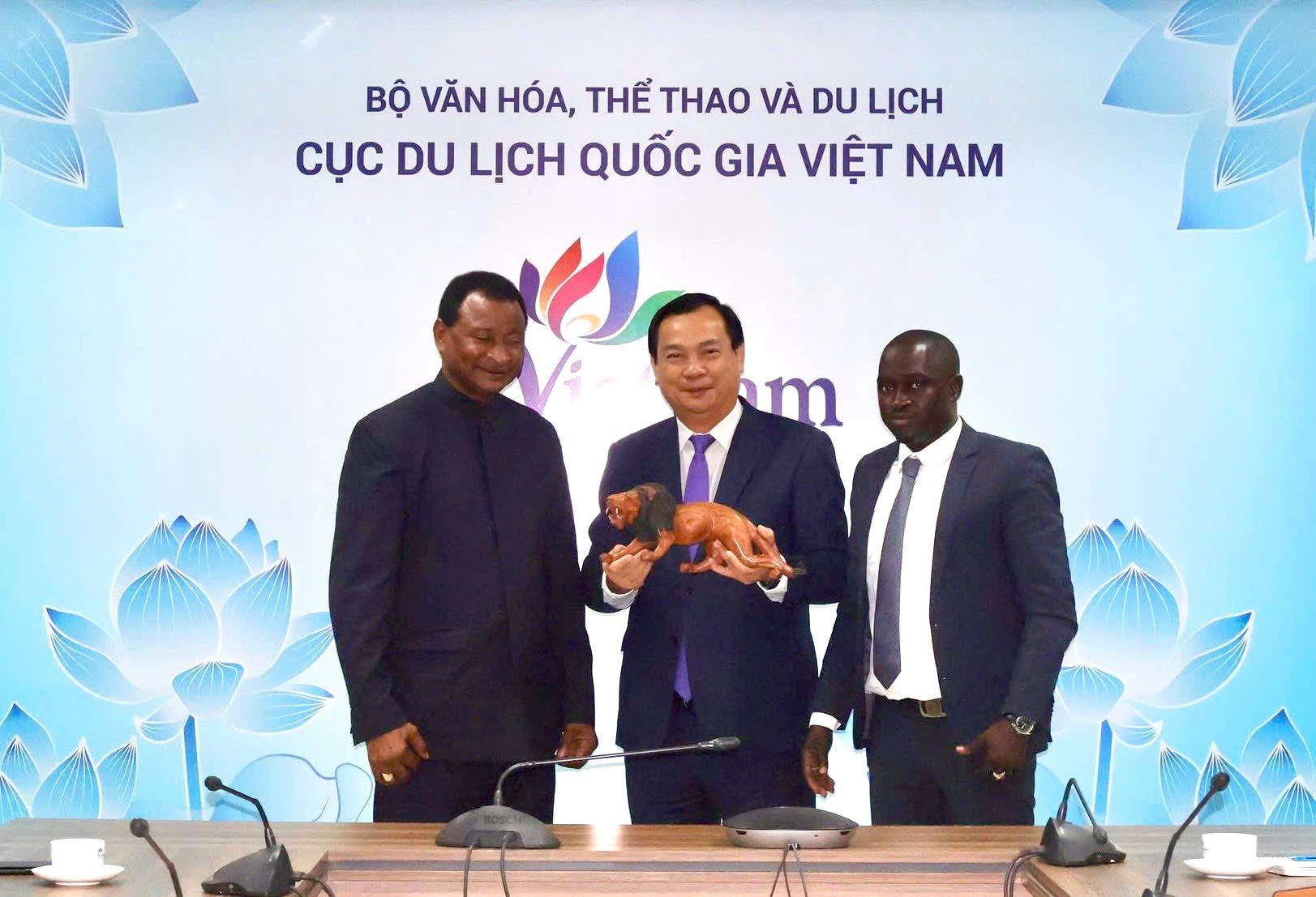 Thúc đẩy quảng bá du lịch, giao lưu văn hóa qua võ thuật - Ảnh 8.