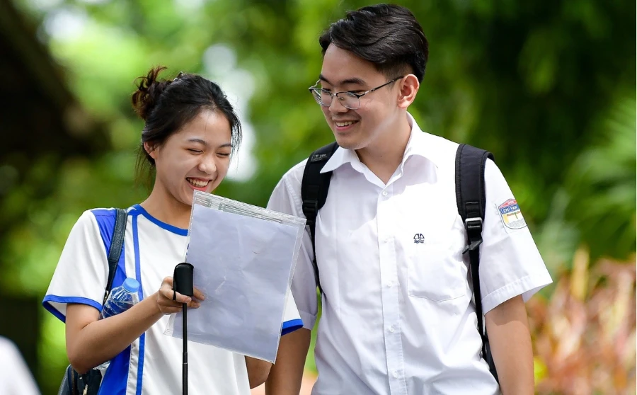 Dự kiến điểm chuẩn đại học năm 2025 khối ngành Y Dược: 20 điểm có đỗ không?
