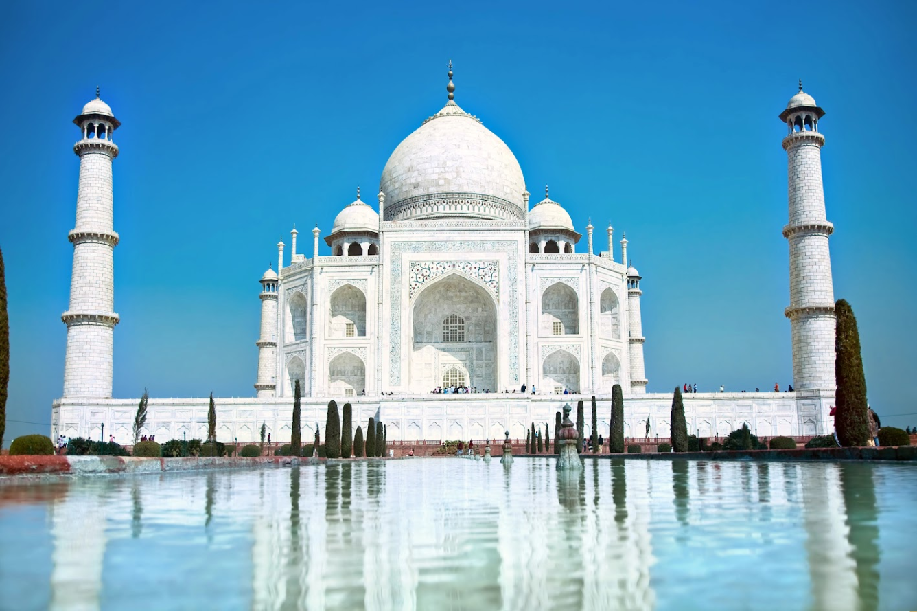 ស្វែងយល់ពីប្រាសាទ Taj Mahal ក្នុងប្រទេសឥណ្ឌា - ស្នាដៃស្ថាបត្យកម្មនៃសេចក្តីស្រឡាញ់ដ៏អស់កល្បជានិច្ច