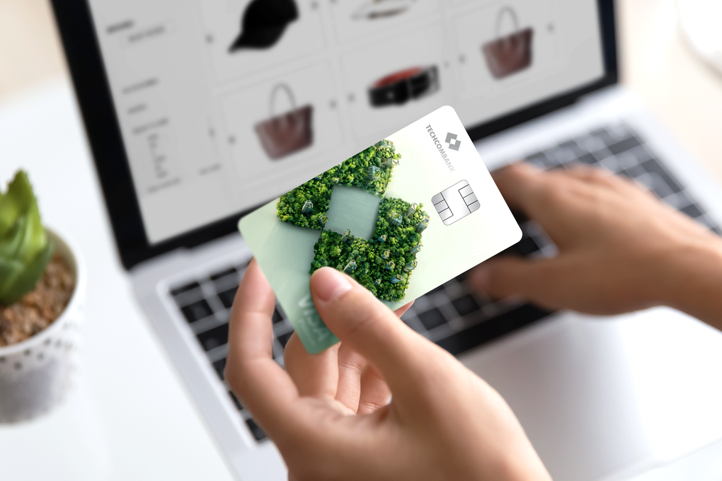 Techcombank ra mắt thẻ tín dụng Techcombank Visa Eco - 1