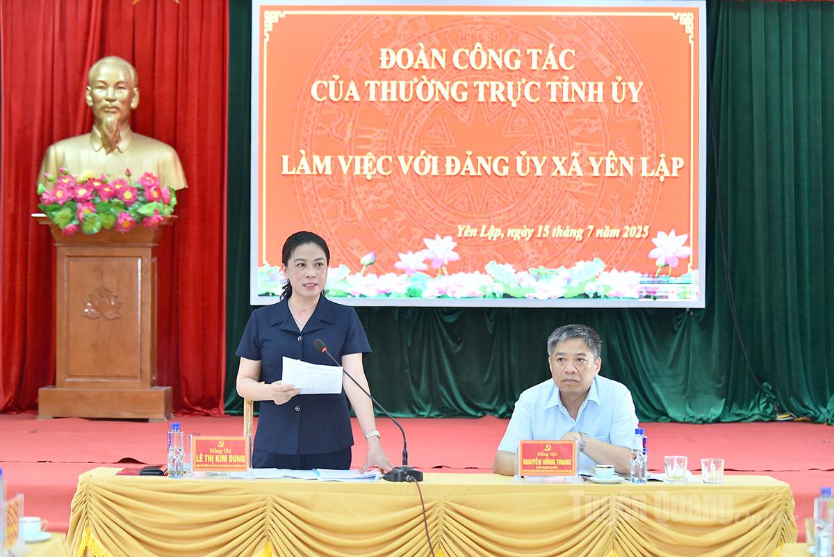 Đồng chí Lê Thị Kim Dung, Phó Bí thư Thường trực Tỉnh ủy phát biểu kết luận tại buổi làm việc.
