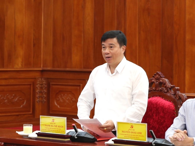 Phó Thủ tướng Thường trực Nguyễn Hòa Bình: Chính quyền địa phương 2 cấp của tỉnh Lâm Đồng vận hành khá suôn sẻ, trơn tru- Ảnh 2.