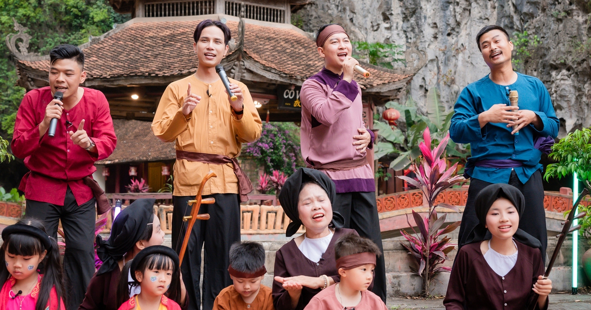Neko Le ច្រៀង Xam បង្ហាញ​ថា​នាង​ត្រូវ​បាន​កូន​ស្រី​សិប្បករ Ha Thi Cau បង្រៀន​សិប្បកម្ម
