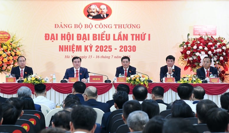 Với phương châm: 