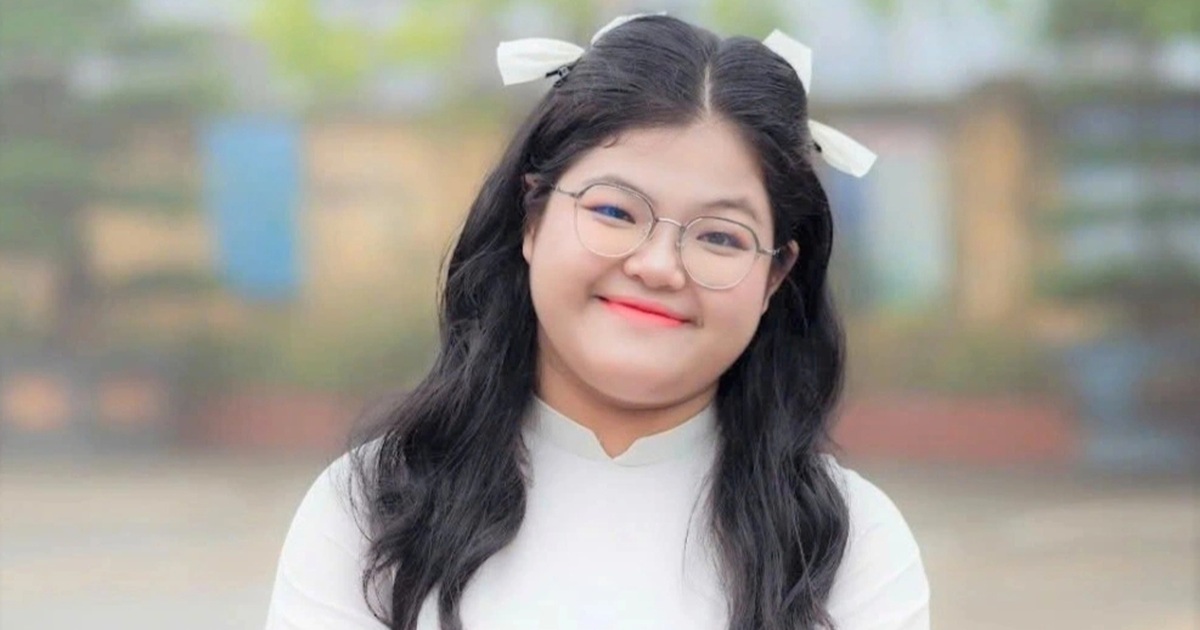 Valedictorian នៃ Block A00: សមាជិកបក្សស្រីគឺជាសិស្សពូកែគ្រប់ផ្នែក និងមានទំនួលខុសត្រូវខ្ពស់។