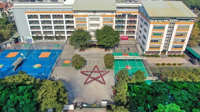 ‘Nội chiến’ tại hệ thống trường Ngôi Sao Hà Nội, chủ tịch hệ thống gửi đơn tố cáo lên công an- Ảnh 1.