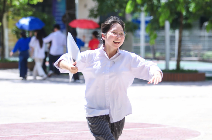 Cả nước có 9 thủ khoa đạt điểm tuyệt đối 30/30- Ảnh 1.