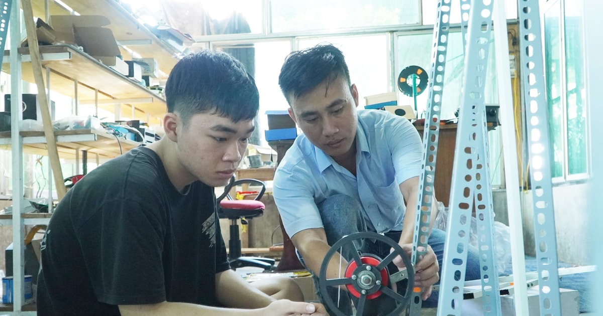 Khởi nghiệp từ bo mạch nhỏ đến ước mơ lớn