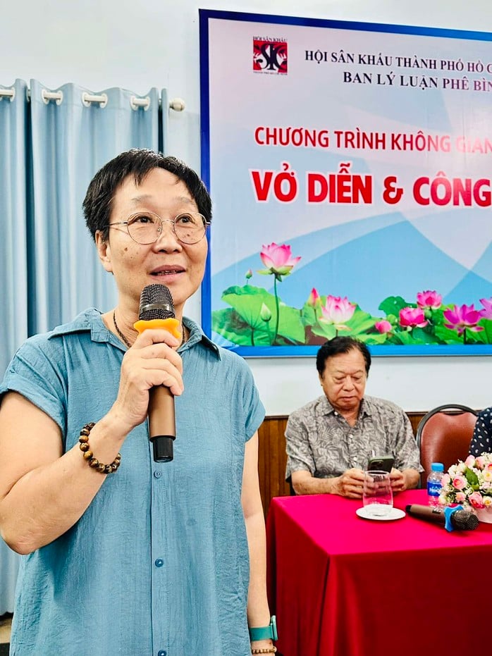 Minh Nhí, Hữu Nghĩa lo khán giả bật cười khi diễn kịch chính luận- Ảnh 5.