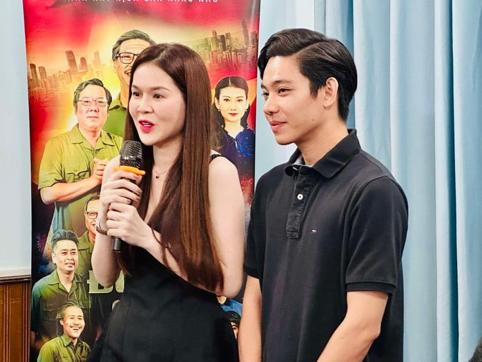 Minh Nhí, Hữu Nghĩa lo khán giả bật cười khi diễn kịch chính luận- Ảnh 7.