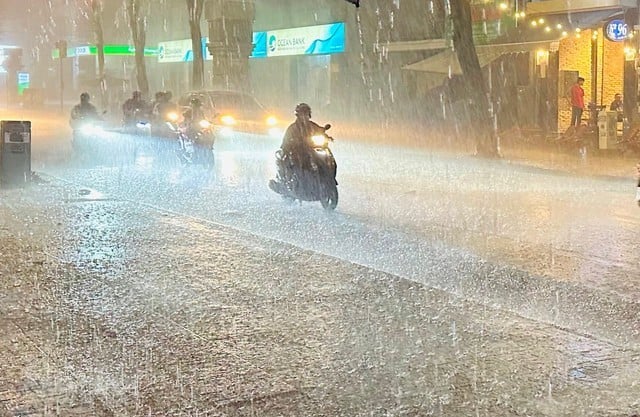 Cơ quan khí tượng dự báo mưa lũ còn diễn biến bất thường.