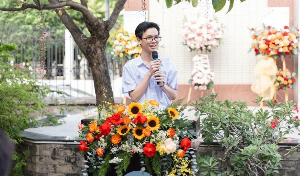 16-7-thu-khoa-b01-tai-6542.jpg