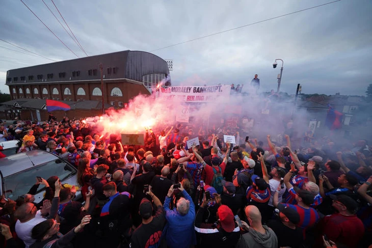  Crystal Palace - Ảnh 1.