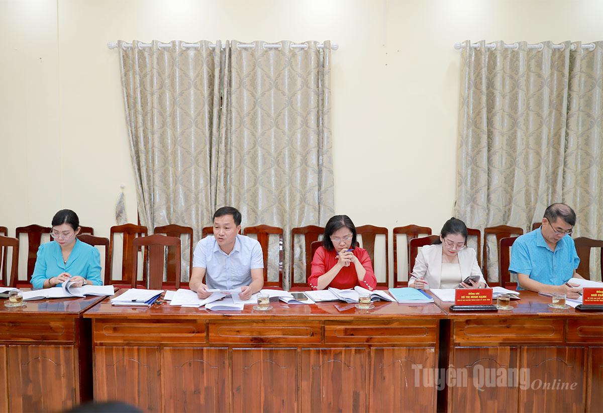 The Standing Committee of the Party Committee and representatives of the Party Committee's staff and support agencies attended the meeting.