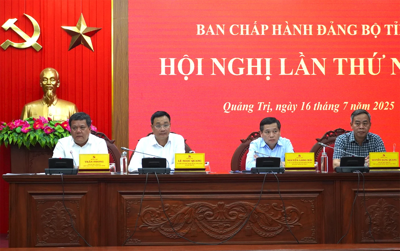 Phấn đấu vì một Quảng Trị phát triển nhanh, bền vững