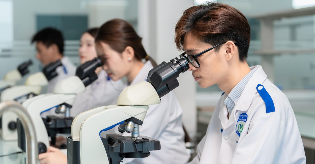 Nhiều đại học công bố điểm sàn 15 cho phương thức xét điểm thi tốt nghiệp THPT