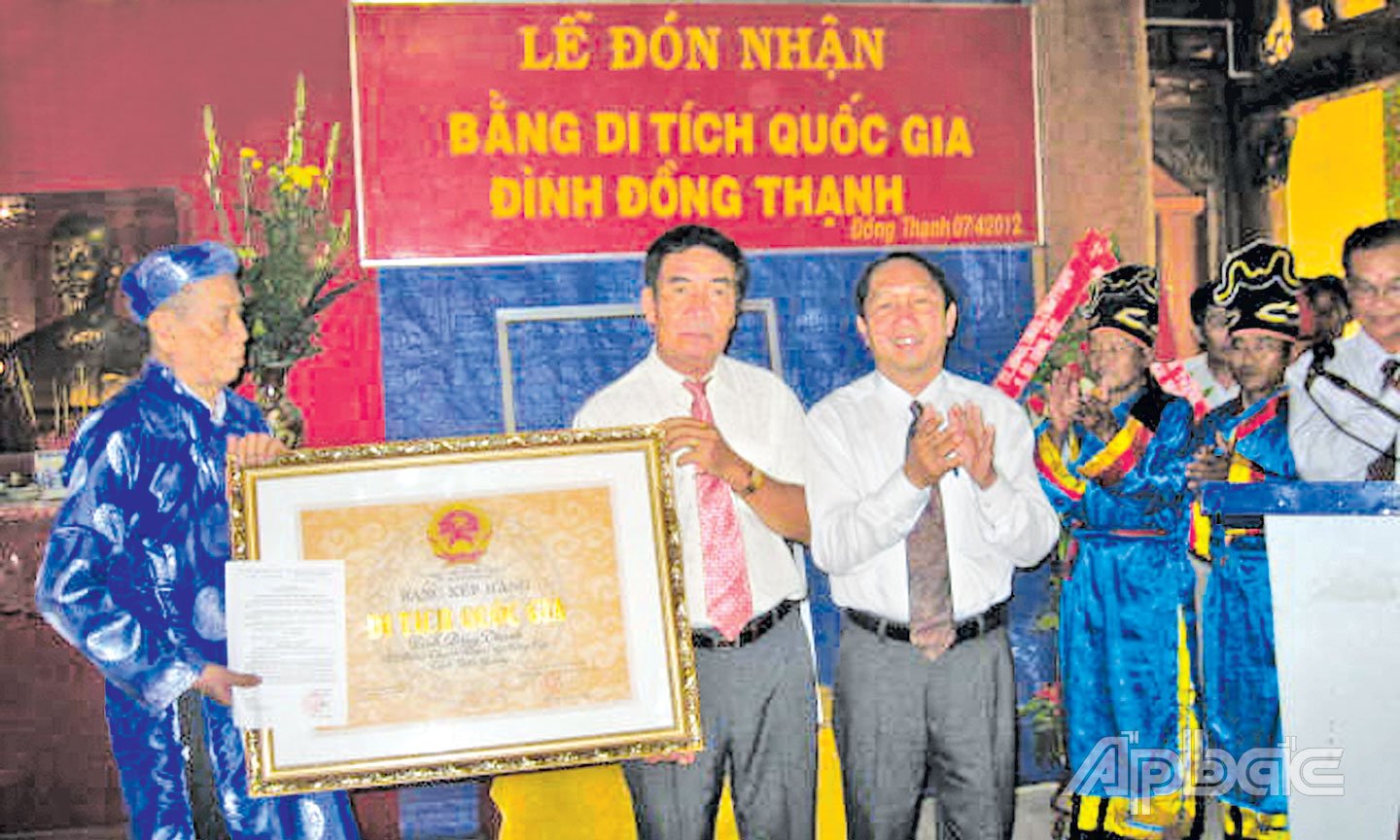 Năm 2012, UBND xã Đồng Thạnh làm Lễ đón nhận Bằng di tích kiến trúc nghệ thuật cấp quốc gia đình Đồng Thạnh.