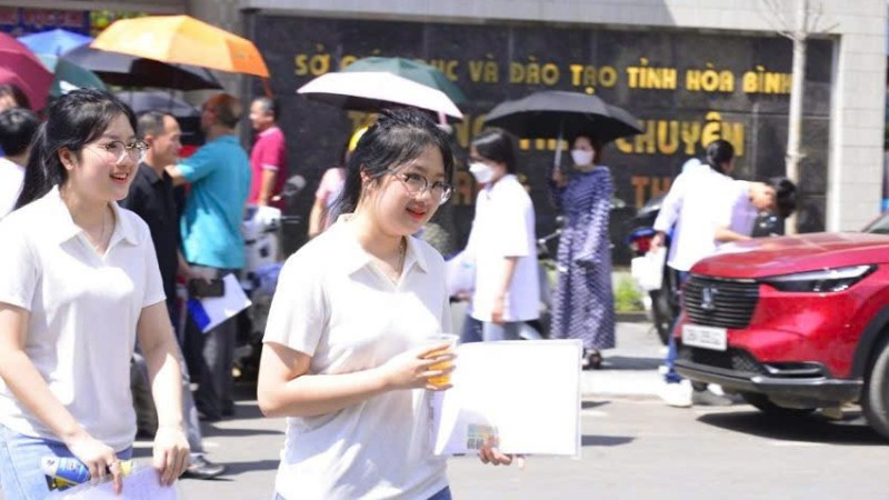 Thí sinh trường chuyên Hoàng Văn Thụ trong kỳ thi THPT năm 2025.