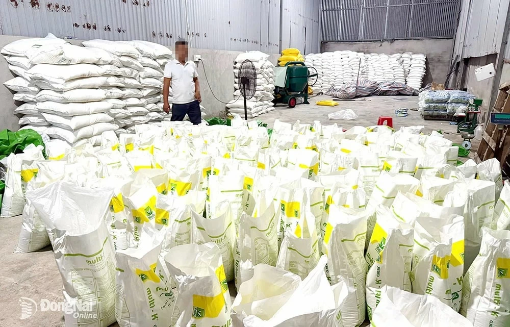 phân bón giả được phát hiện tại địa bàn huyện Thống Nhất