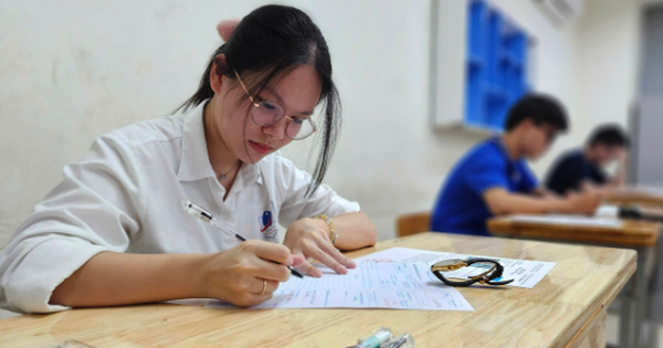 Tra cứu điểm thi tốt nghiệp THPT 2025 trên Báo Người Lao Động