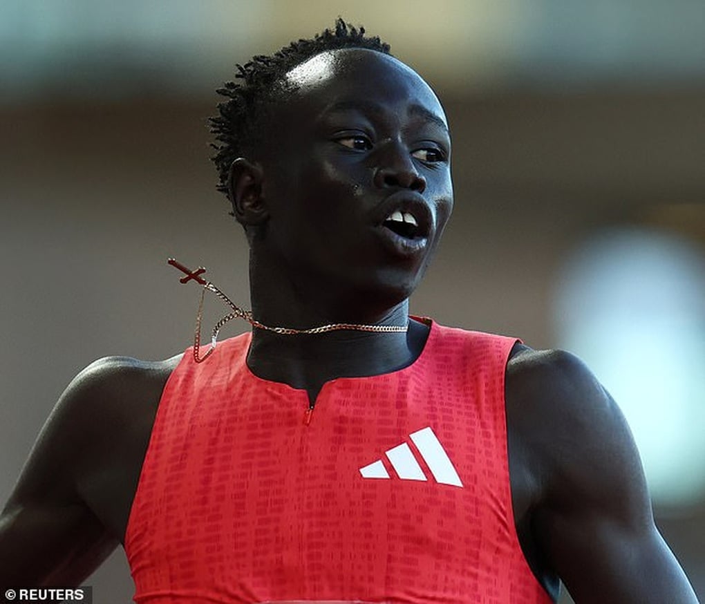 Truyền nhân của Usain Bolt tiếp tục gây ấn tượng mạnh ở châu Âu - 2