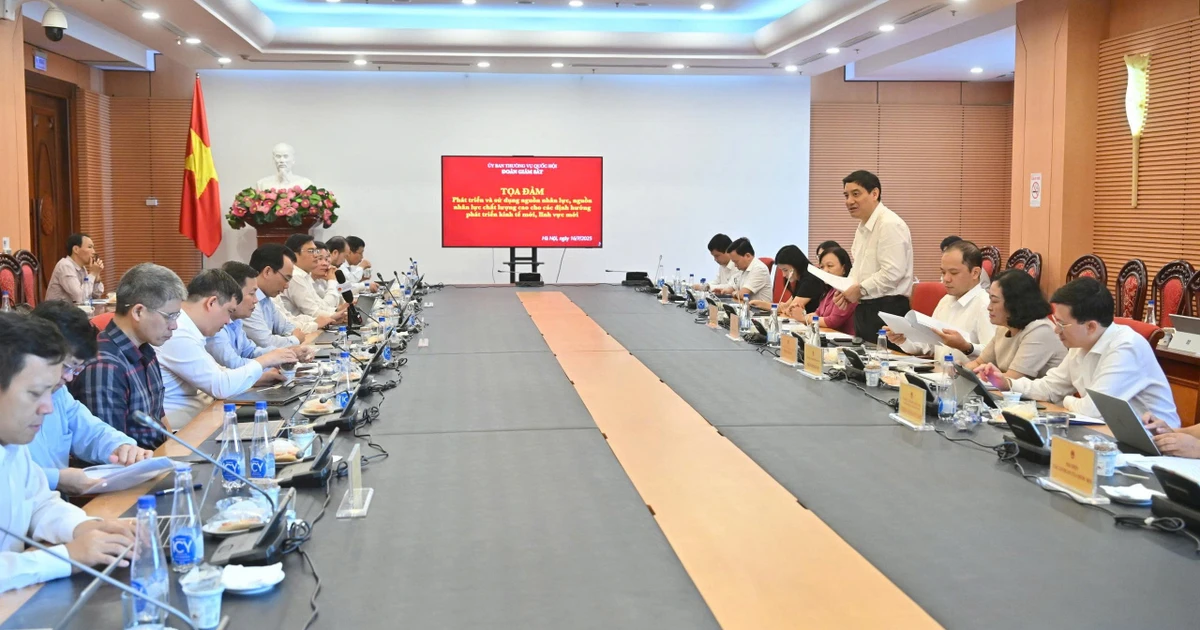 Nhìn rõ thực trạng để phát triển nguồn nhân lực chất lượng cao