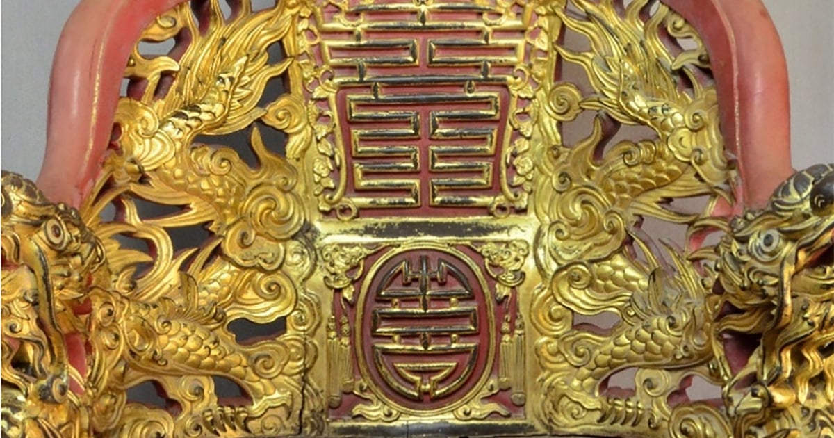 Ngai vàng 'nhí' cho vị vua thiếu niên Duy Tân