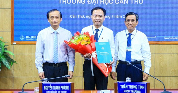 តែងតាំងលោកបណ្ឌិត Le Van Lam ជានាយករងនៃសាកលវិទ្យាល័យ Can Tho