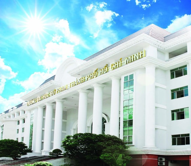 Hơn 400 thí sinh trúng tuyển Trường ĐH Sư phạm TP.HCM năm 2025 - Ảnh 1.