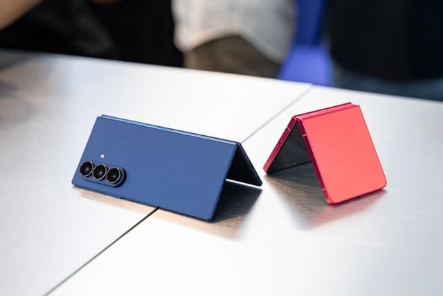 Samsung ra mắt Galaxy Z Fold7, Việt Nam bán từ đầu tháng 8 - Ảnh 1.