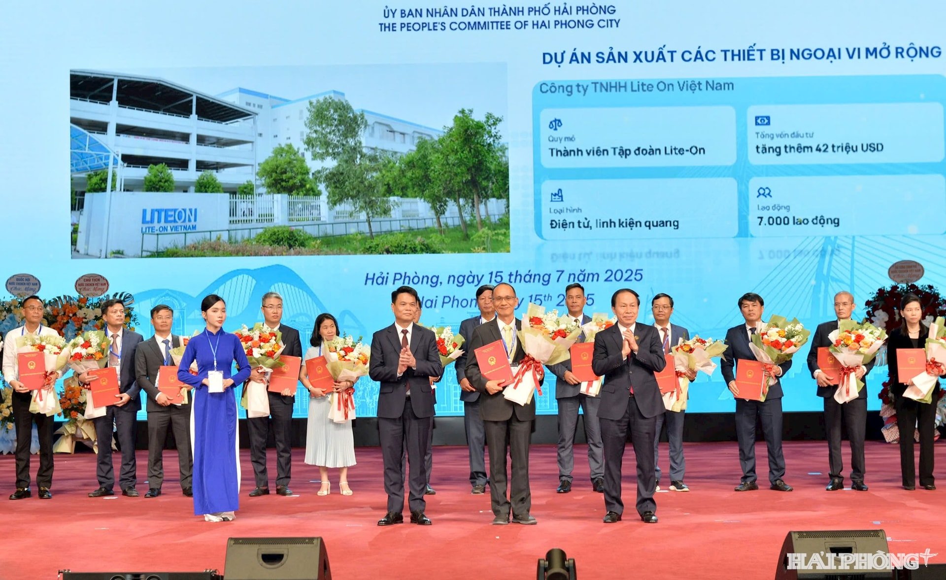 gen-h-trao giay chung nhan dau tu cho cac doanh nghiep