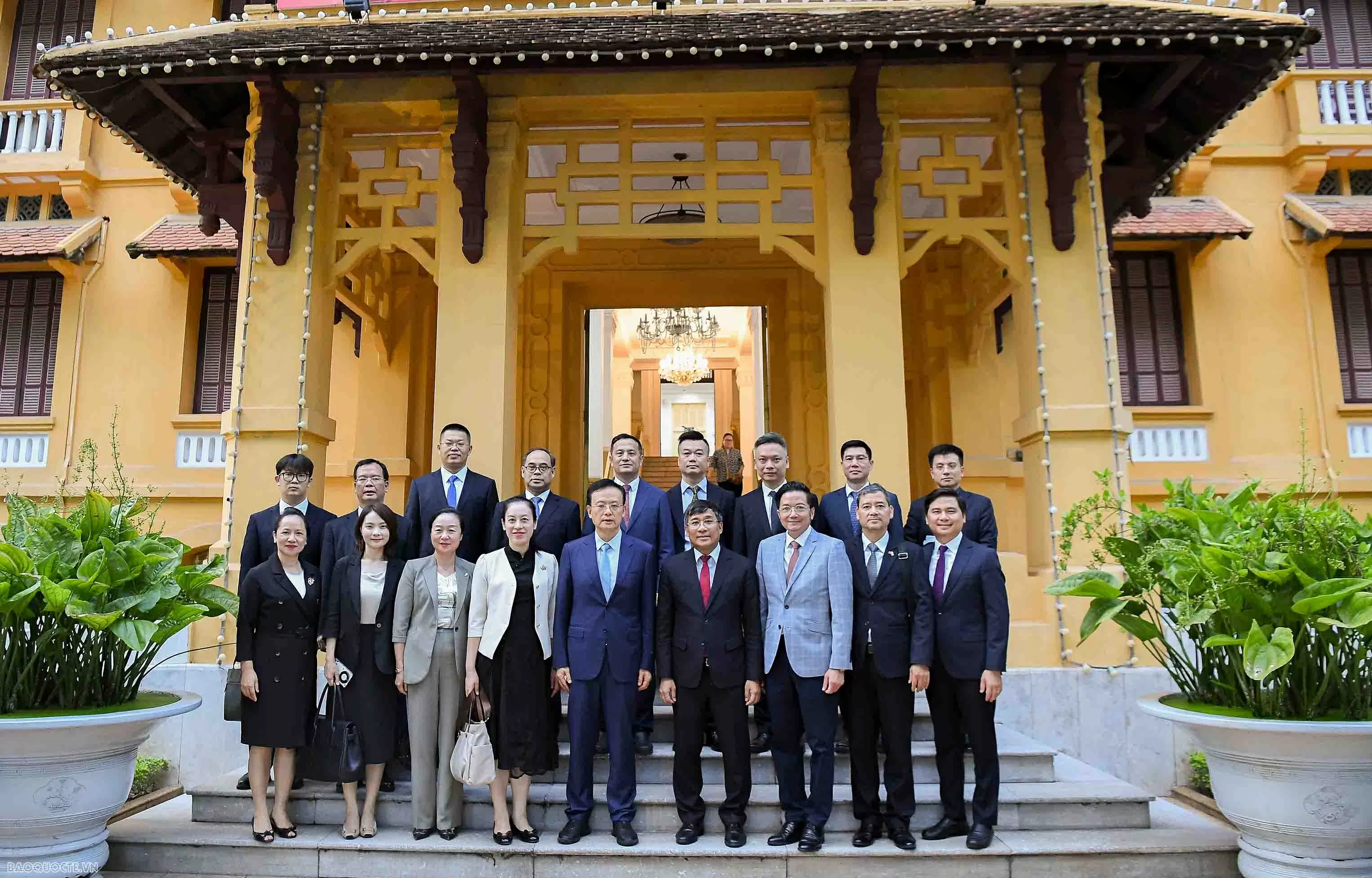 Thứ trưởng Nguyễn Minh Vũ tiếp đoàn Quảng Tây