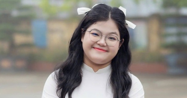 Nữ thủ khoa khối A00 "không bất ngờ” khi được 30/30 điểm