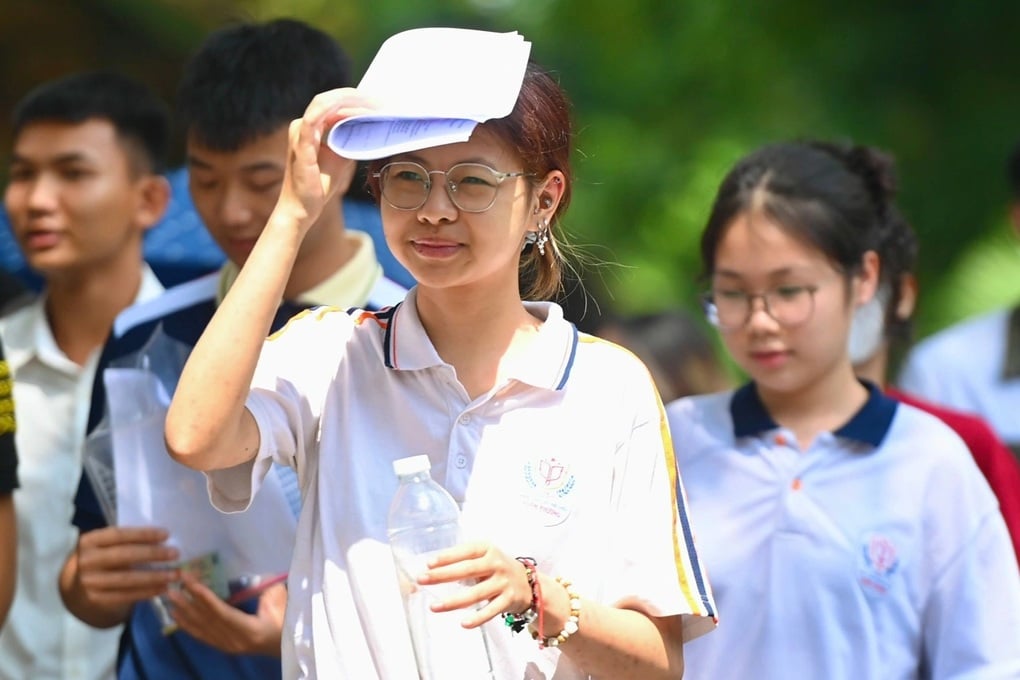 Thủ khoa khối A00 tuyệt đối 3 điểm 10 đến từ trường làng của Hà Nội - 1