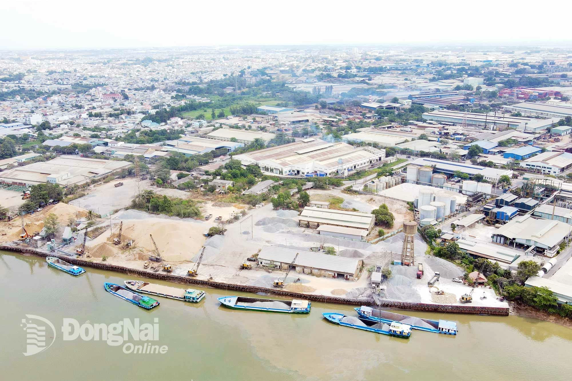 Lựa chọn phương án đầu tư xây dựng Trung tâm Chính trị - hành chính tỉnh
