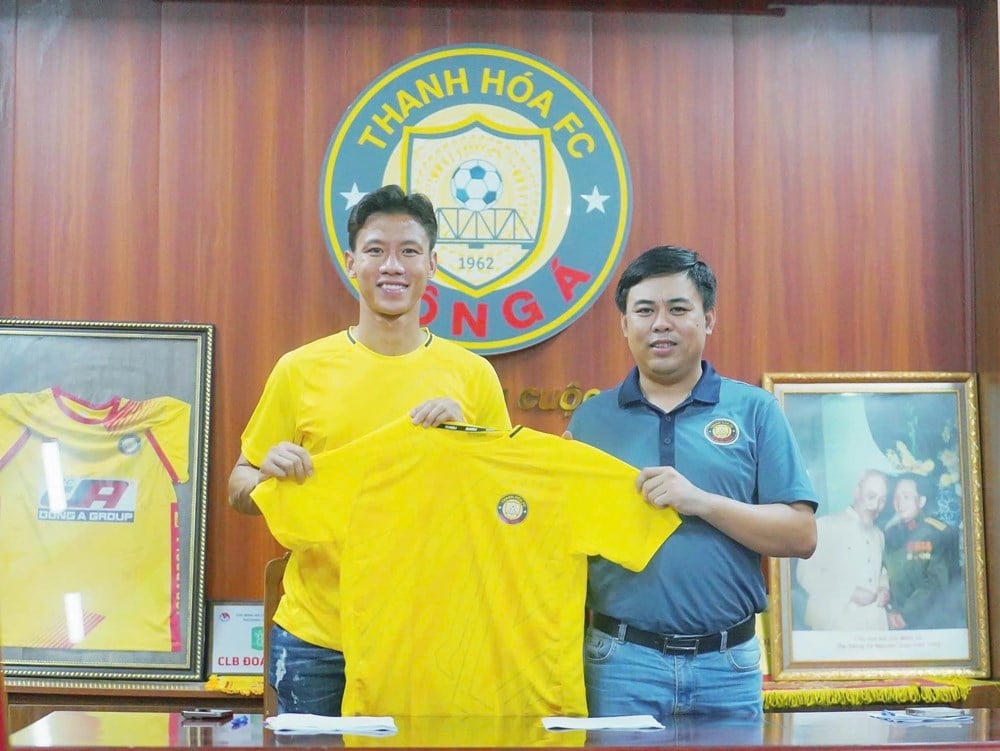 "Bom tấn" bất ngờ tại V-League - ảnh 1