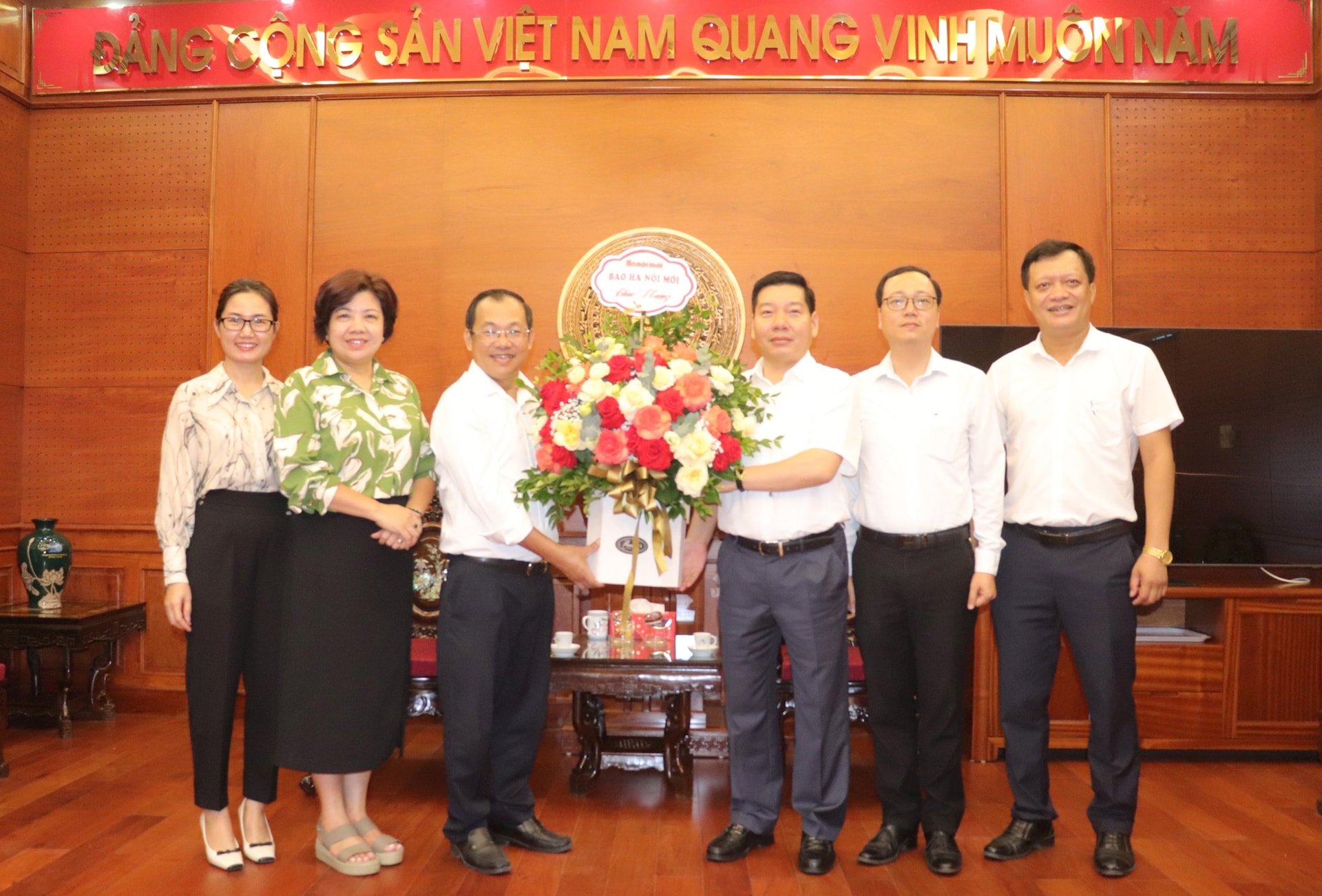 2-quoc-oai.jpg