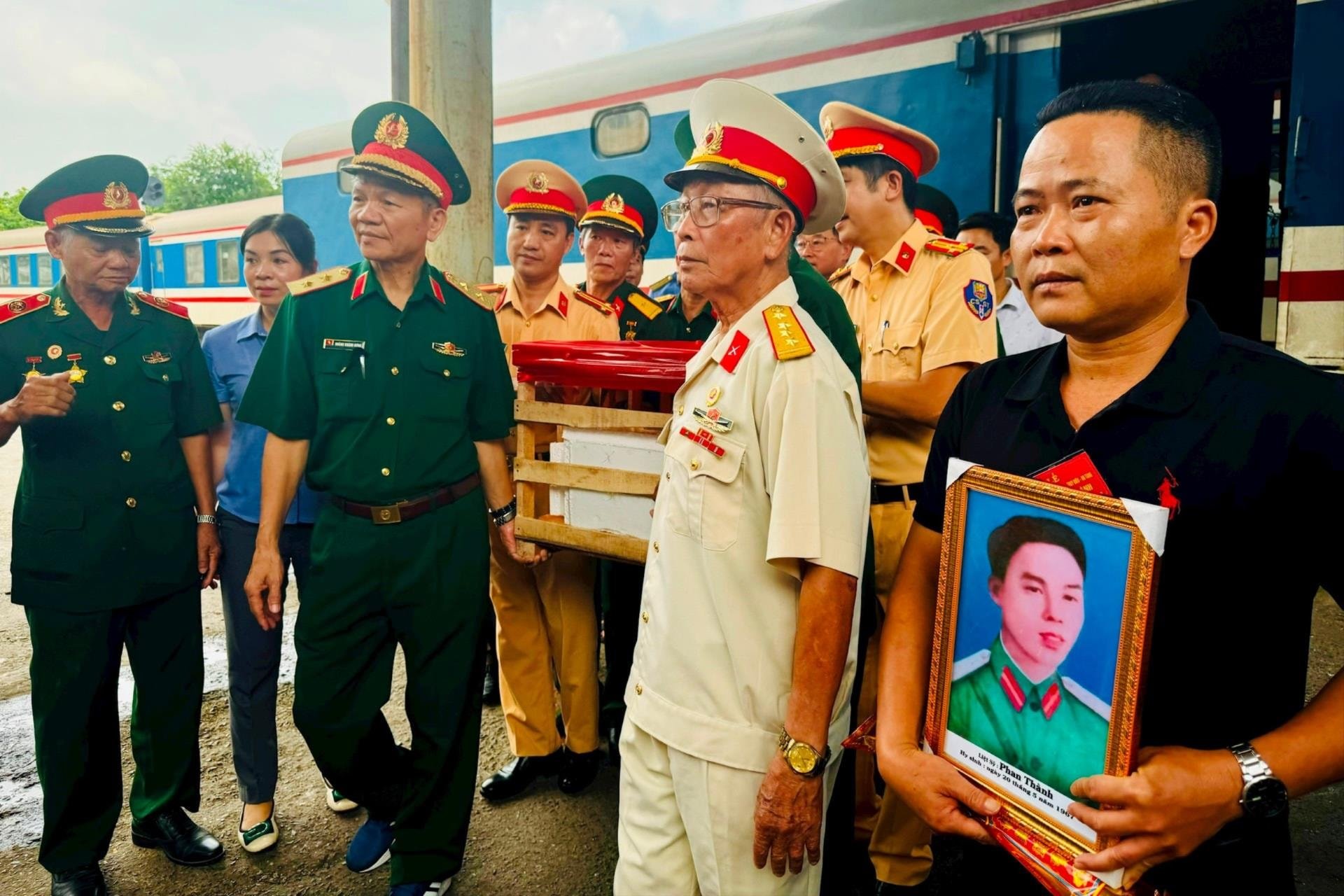 1-don-dong-doi.jpg
