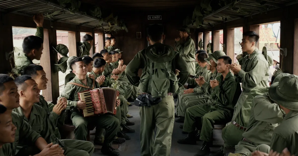 Red Rain Movie: Recreating the spirit of the generation who "put down their pens and ink" for the Fatherland