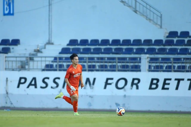 Thanh Nhàn bất ngờ chấn thương, U.23 Việt Nam bổ sung gấp sao trẻ hay nhất V-League- Ảnh 2.