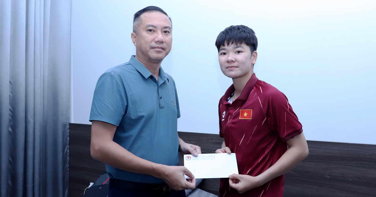 កីឡាការិនី​វៀតណាម​មាន​ជំងឺ​រលាក​ខ្នែងពោះវៀន ហើយ​ត្រូវ​វះកាត់​មុន​ការប្រកួត​អាស៊ីអាគ្នេយ៍