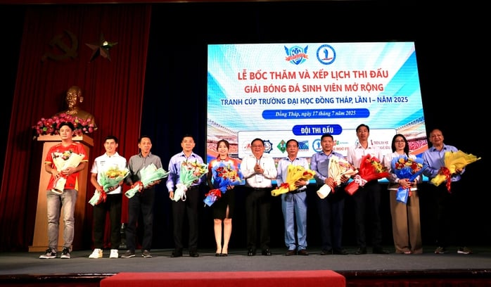 Bóng đá miền Tây thêm sân chơi chuyên nghiệp cho sinh viên - Ảnh 1.