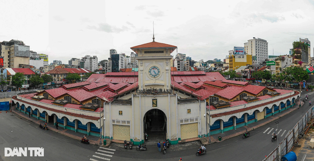 Quán vịt ở chợ Bến Thành bán 4 tô bún, gỏi vịt giá 1 triệu đồng  - 3