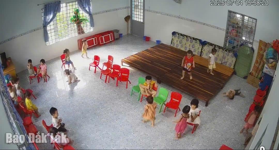 Student fell in class. Photo cut from clip.