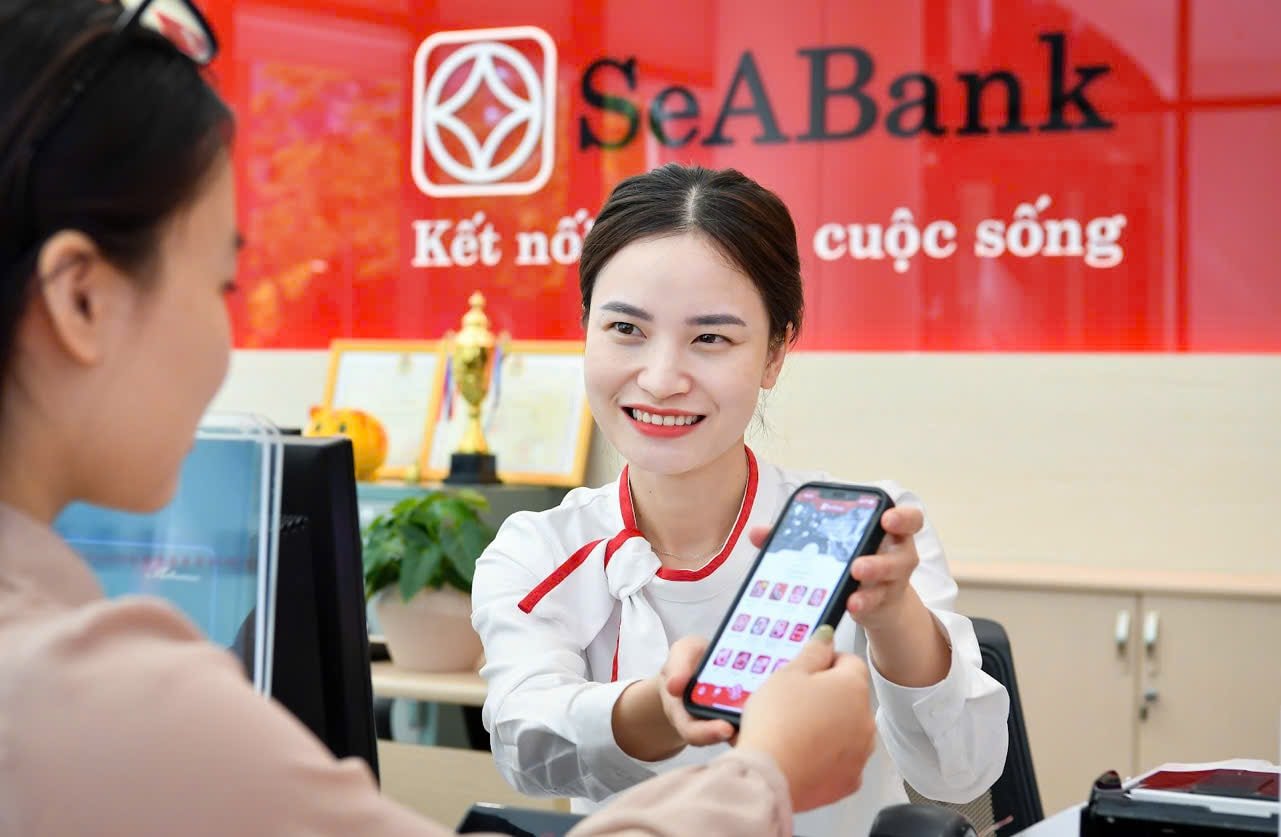 SeABank được hai tổ chức quốc tế vinh danh khẳng định hiệu quả quản trị kinh doanh và đổi mới công nghệ