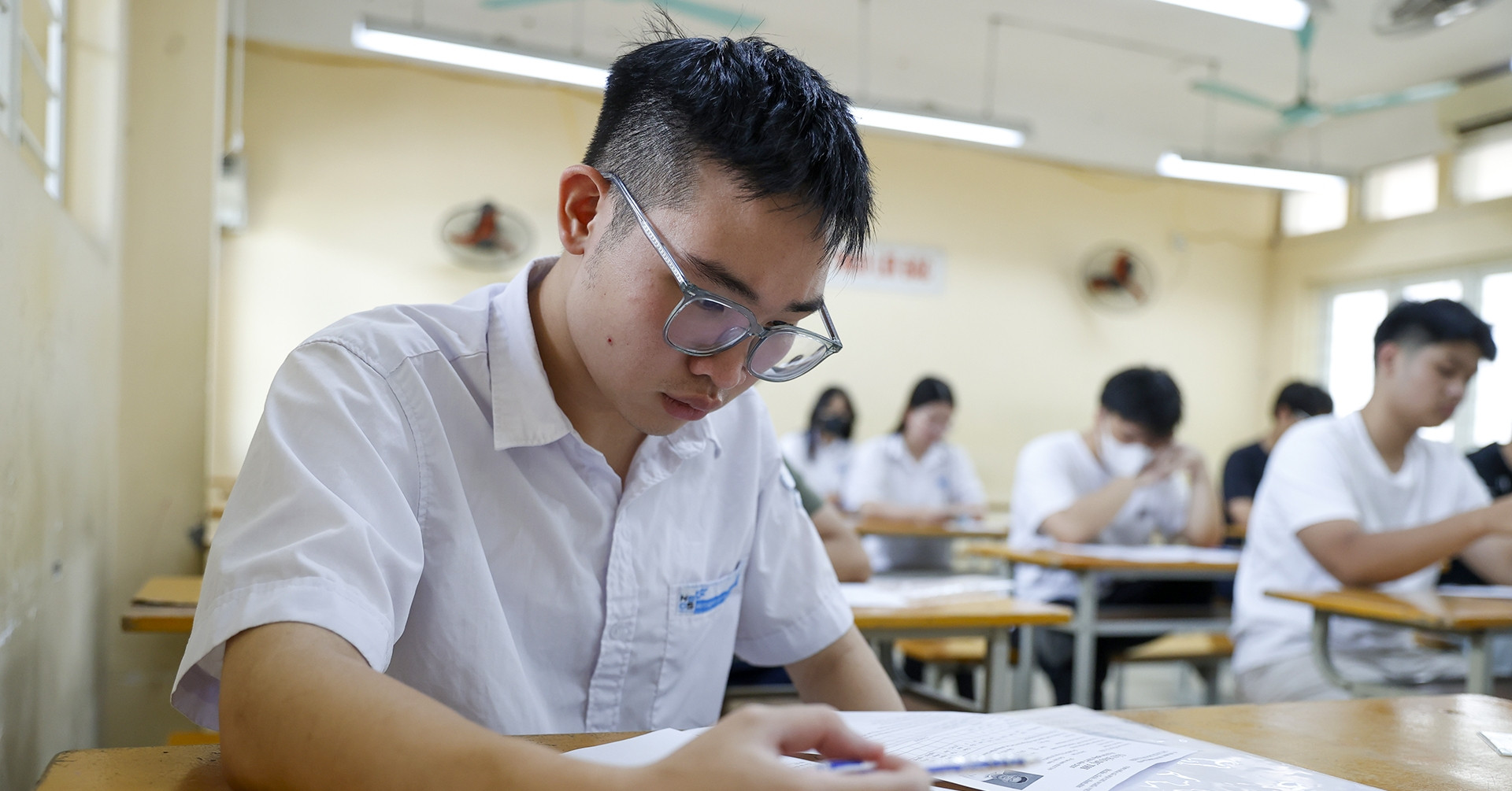 5/34 tỉnh thành có điểm trung bình thi tốt nghiệp THPT môn Toán 2025 trên 5