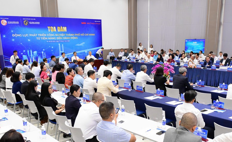 TPHCM hướng tới trở thành trung tâm sản xuất, đổi mới sáng tạo, logistics của khu vực- Ảnh 1.